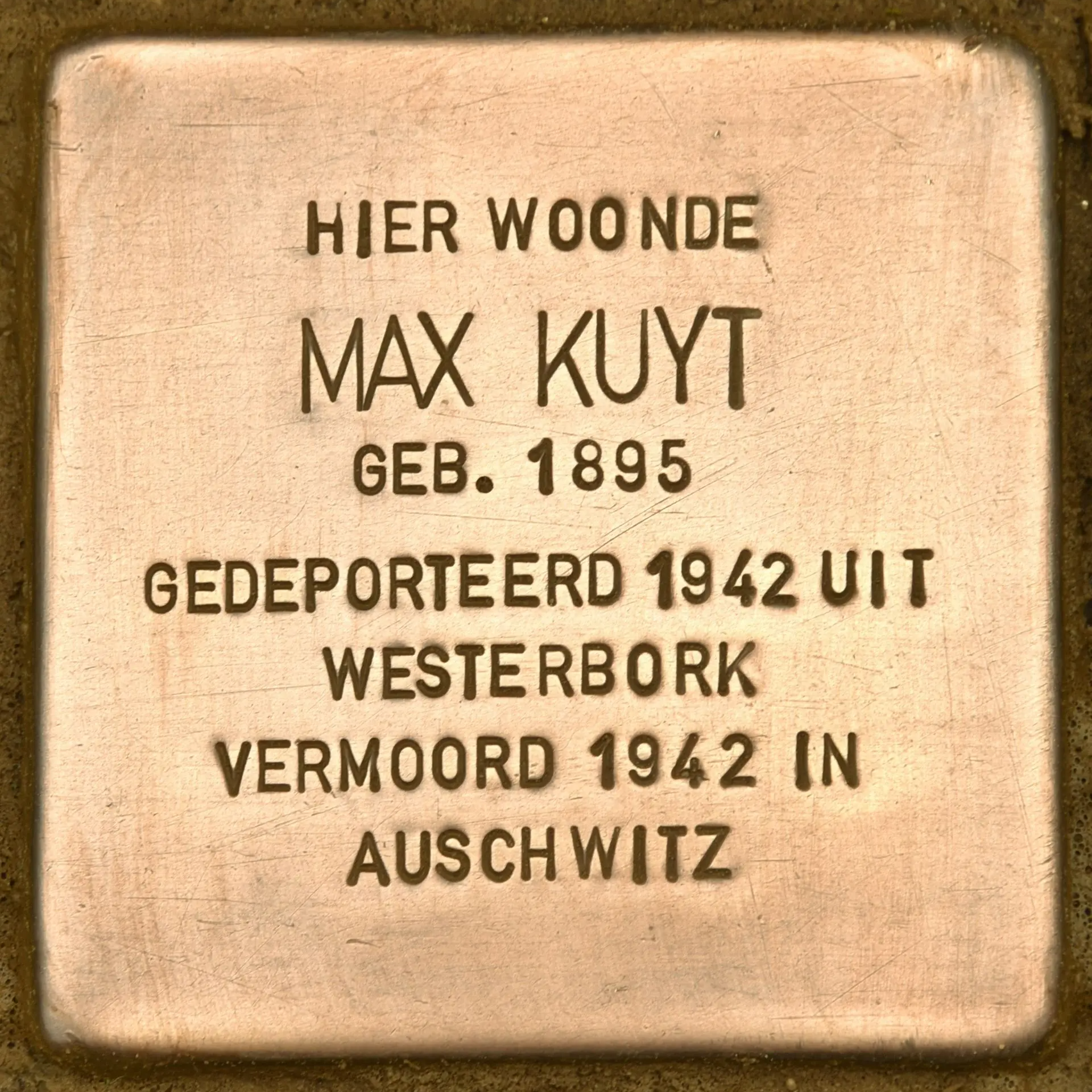 Struikelsteen voor Max Kuyt