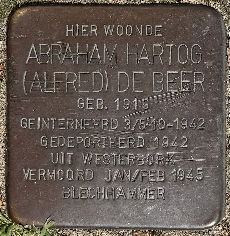 Struikelsteen voor Abraham Hartog de Beer