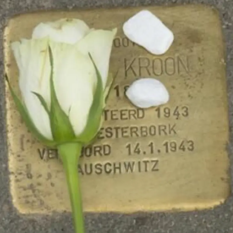 Struikelsteen voor Samuel Kroon