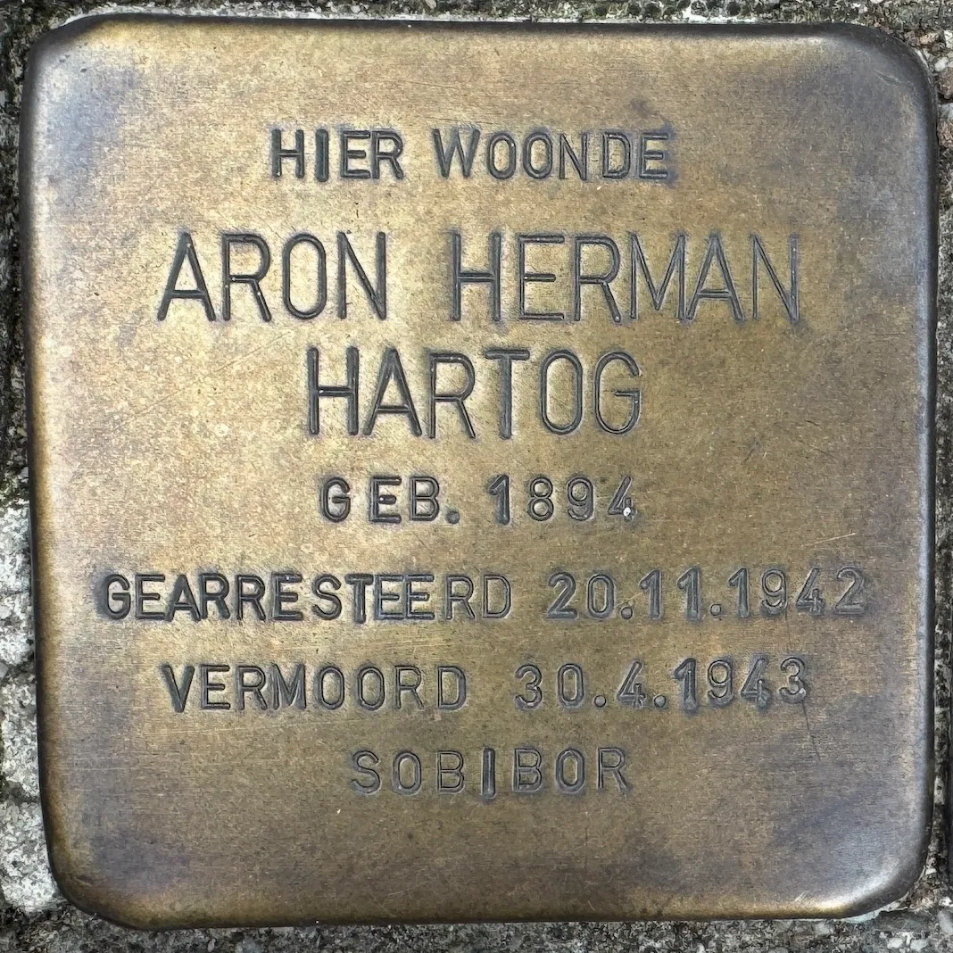 Struikelsteen voor Aron Herman Hartog