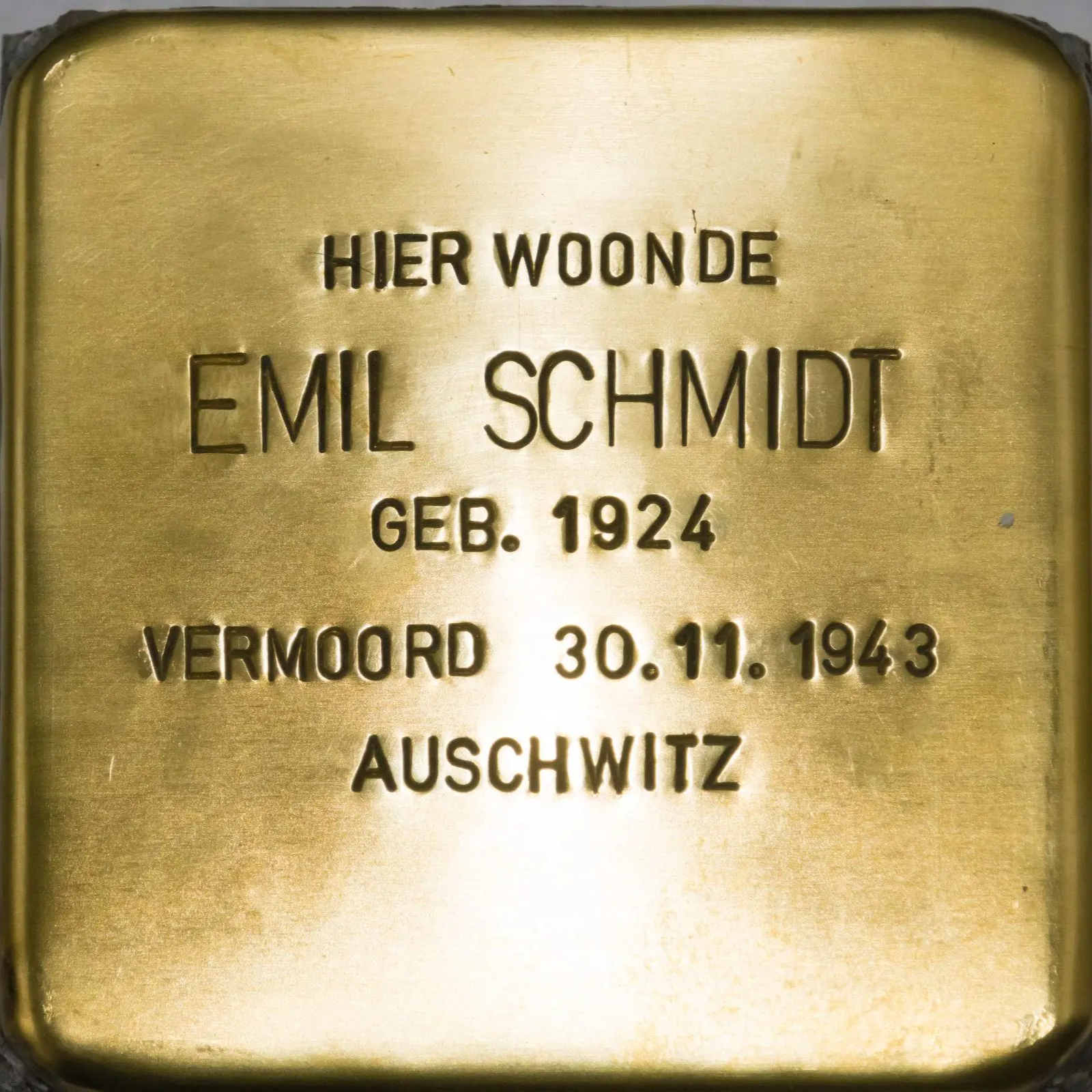 Struikelsteen voor Emil Schmidt