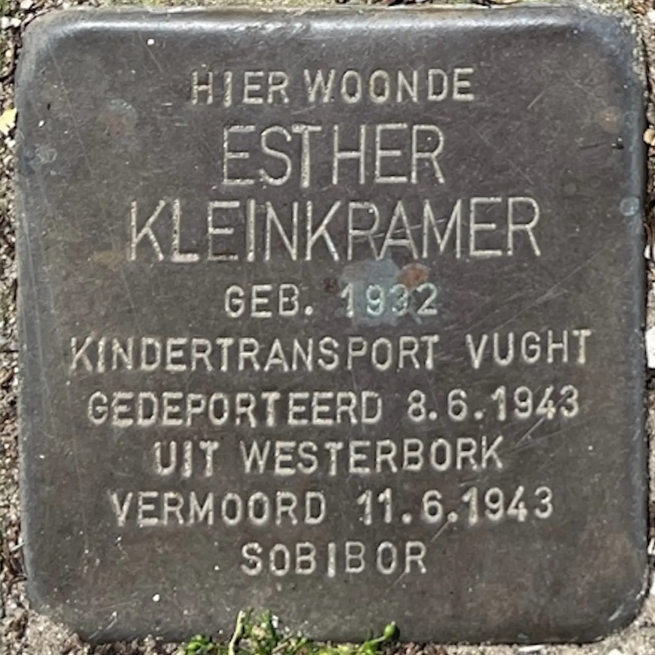 Struikelsteen voor Ester Johanna Kleinkramer