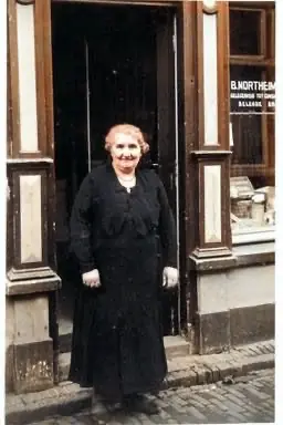 Portret van Kaatje Northeimer-Frankenhuis