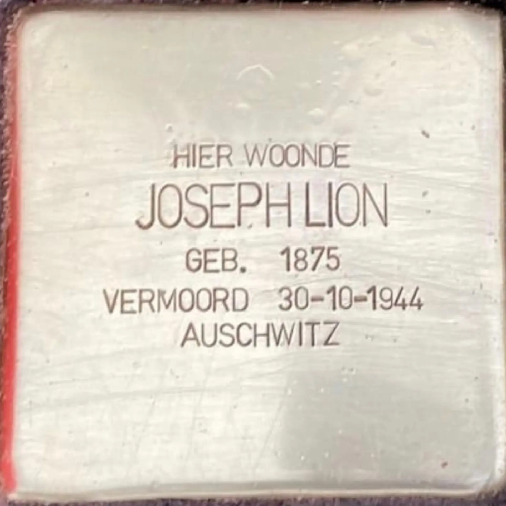 Struikelsteen voor Joseph Lion