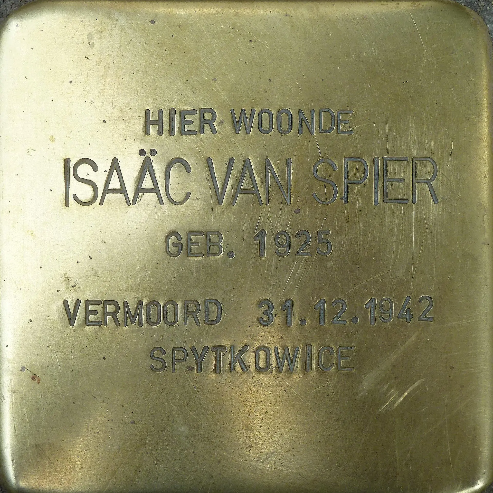 Struikelsteen voor Isaäc van Spier