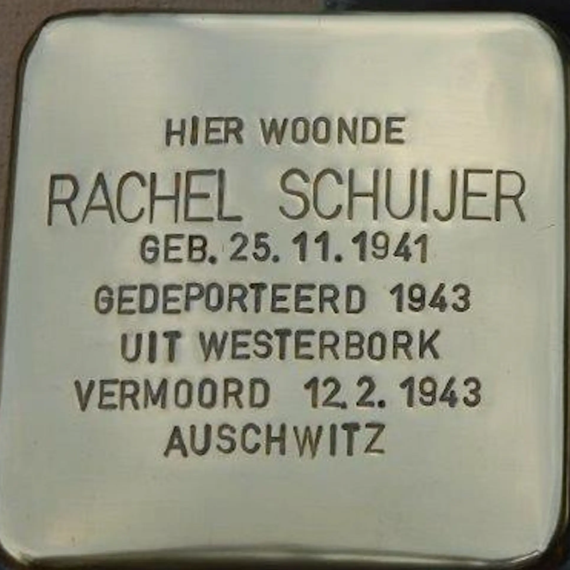 Struikelsteen voor Rachel Schuijer