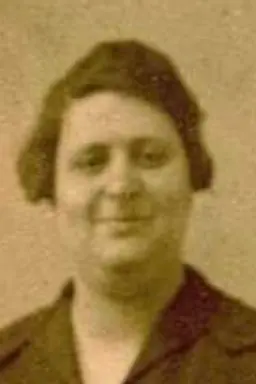 Portret van Roosje Polak-van Gelderen