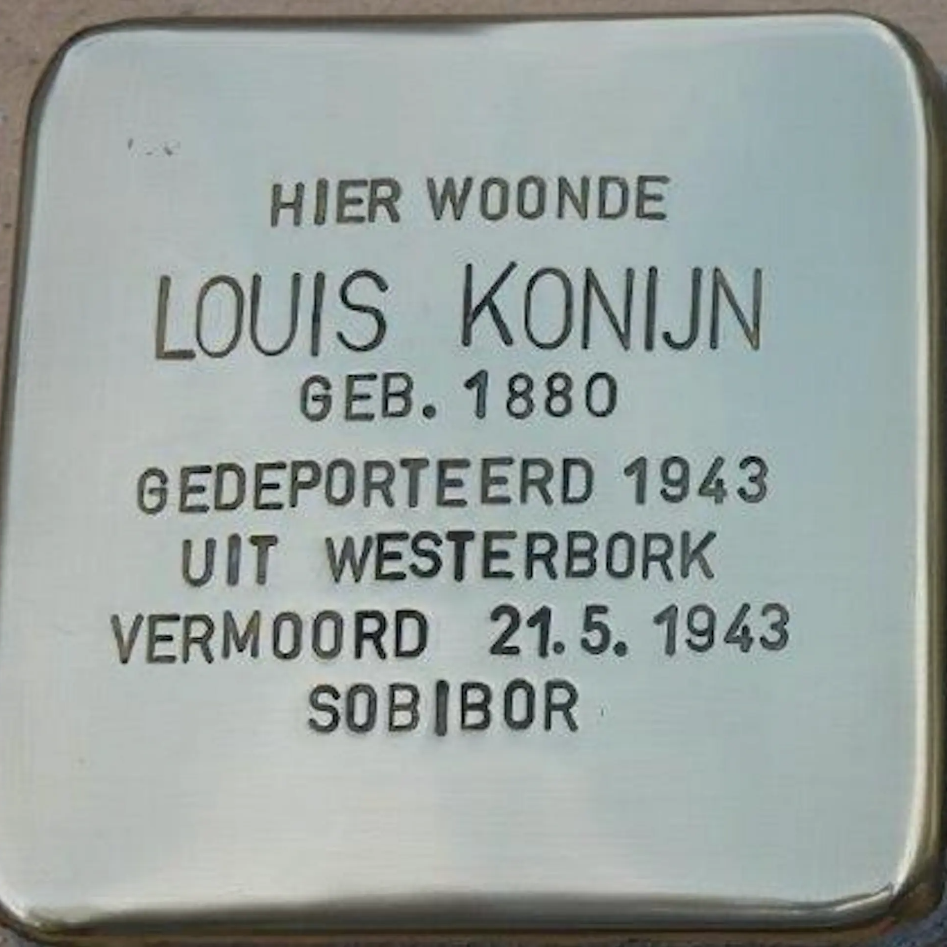 Struikelsteen voor Levie (Louis) Konijn