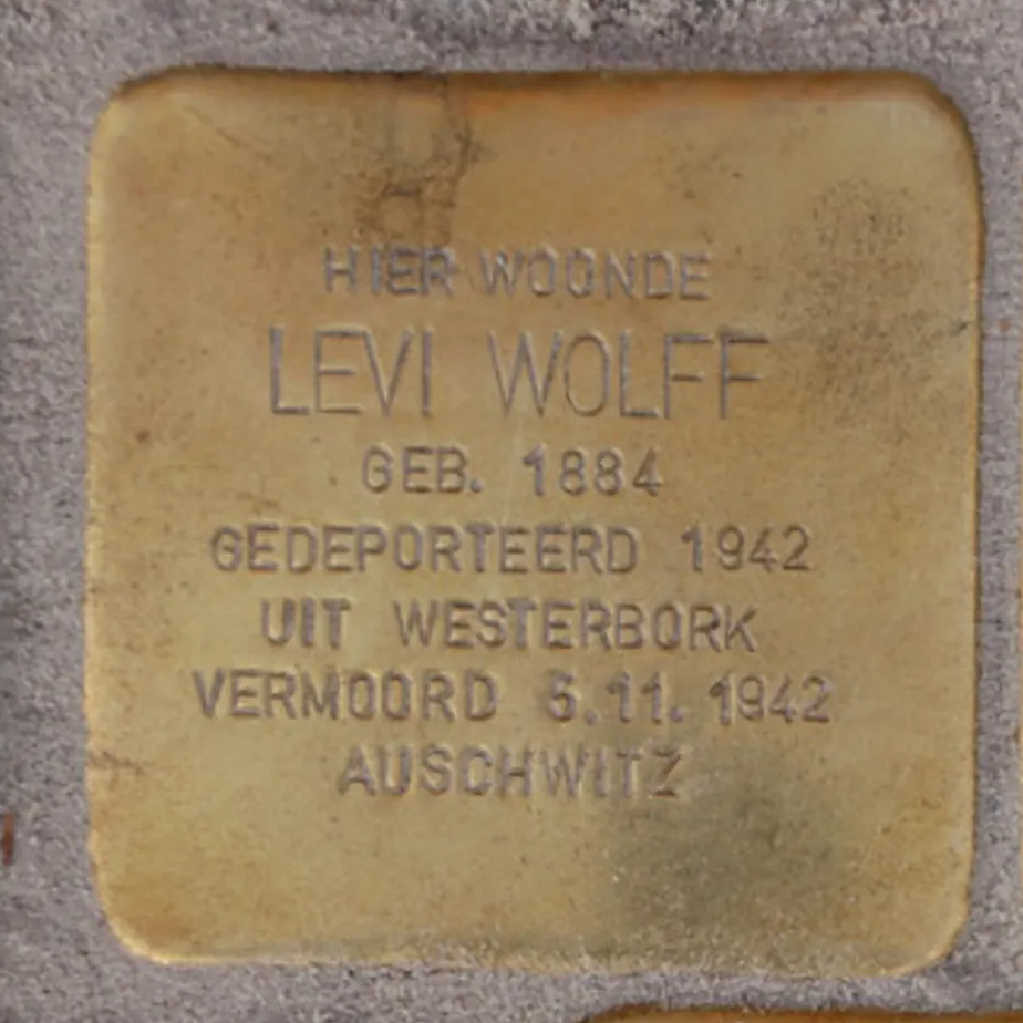 Struikelsteen voor Levi Wolff