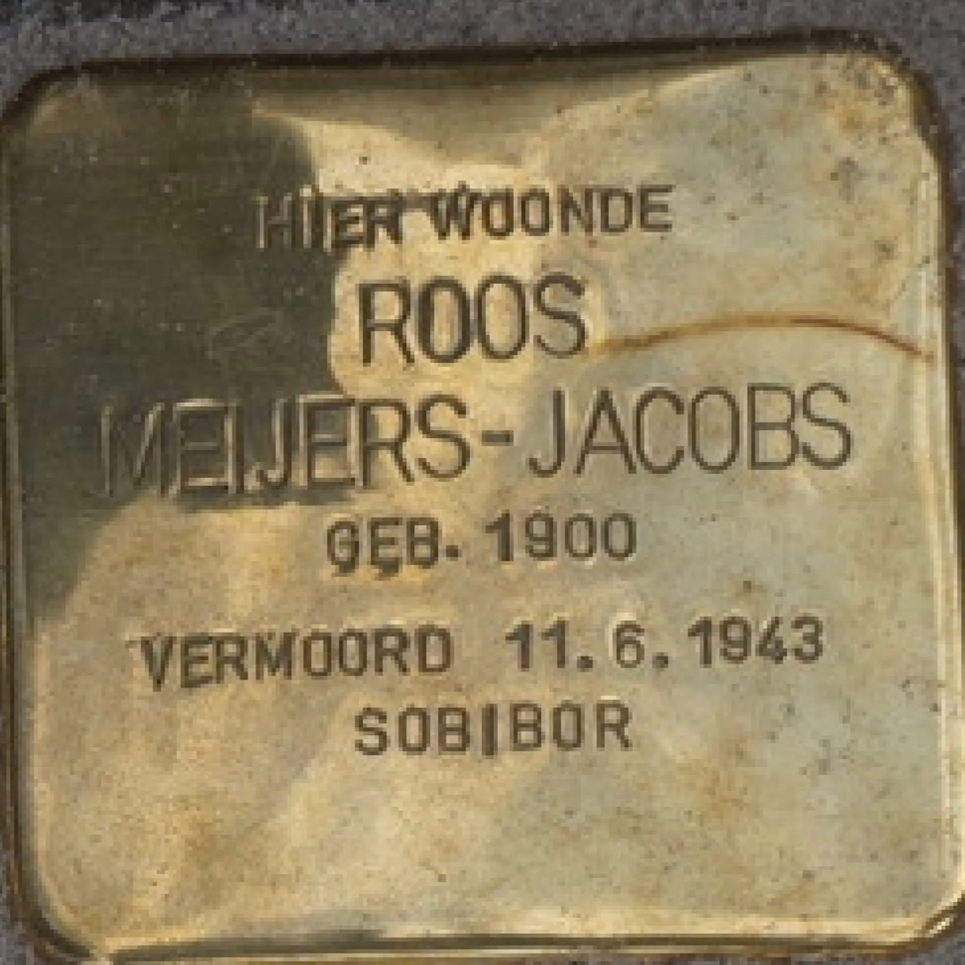 Struikelsteen voor Roos Meijers-Jacobs