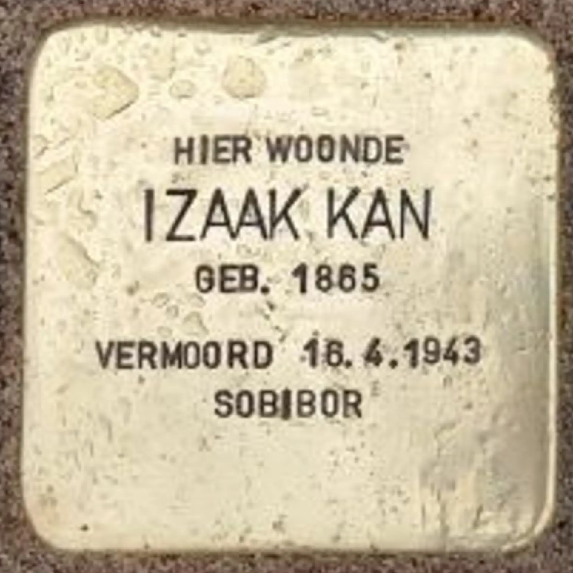 Struikelsteen voor Izaak Kan