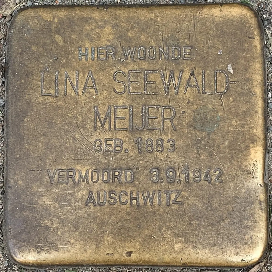 Struikelsteen voor Lina Seewald-Meijer