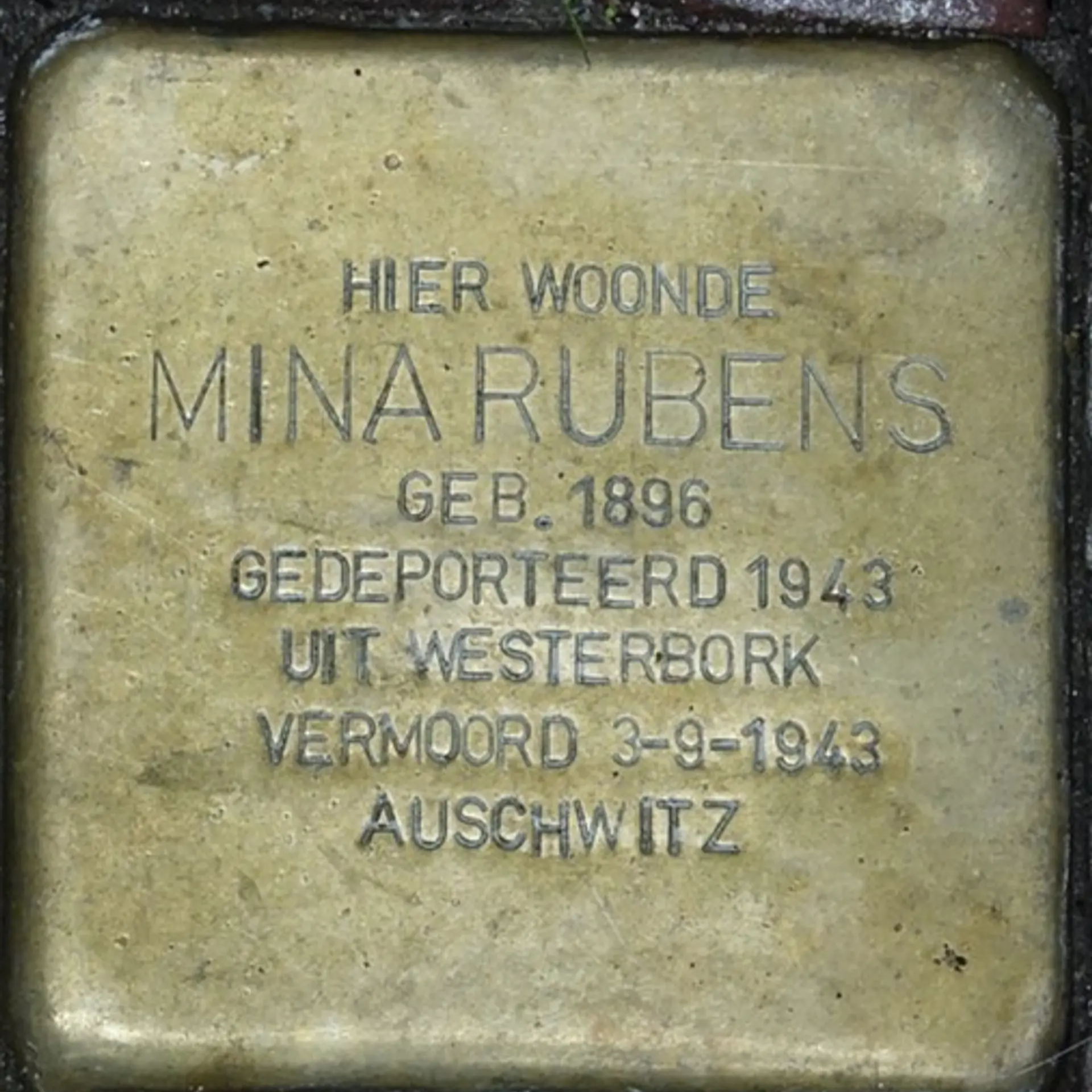 Struikelsteen voor Mina Rubens