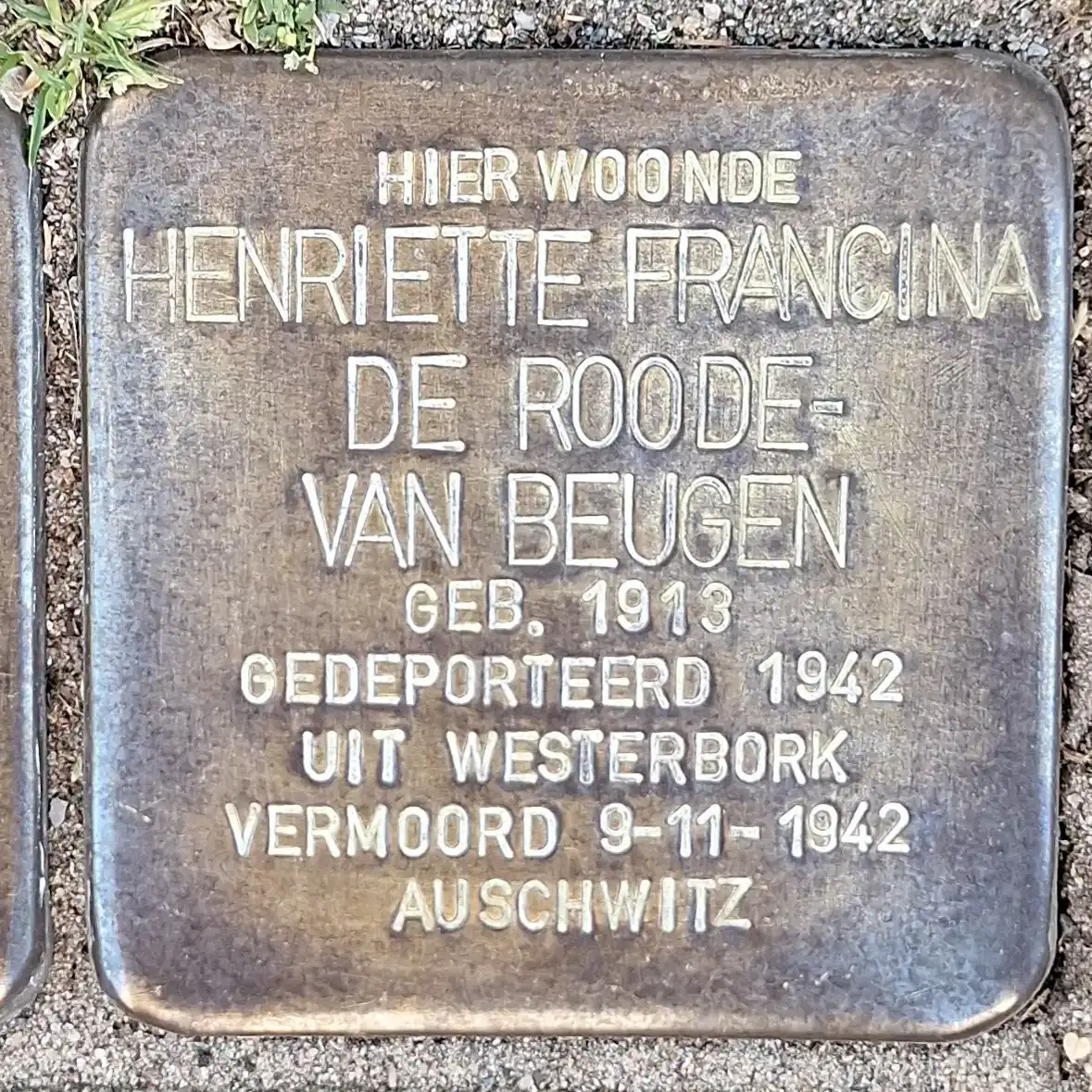 Struikelsteen voor Henriëtte Francina de Roode-van Beugen