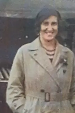 Portret van Bertha Prins-Spanjaard