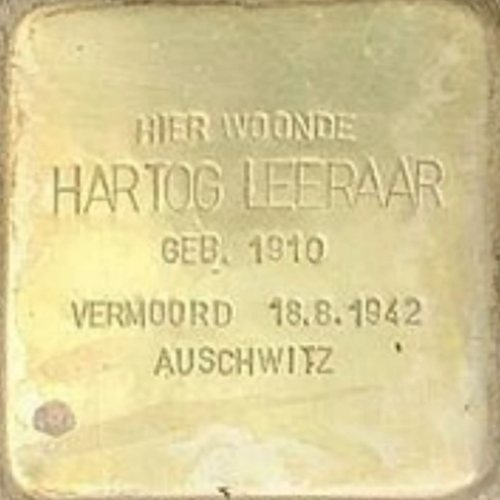 Struikelsteen voor Hartog Leeraar