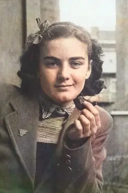 Portret van Engelina (Ellen) Margaretha Carry (Puppi) Lissaur