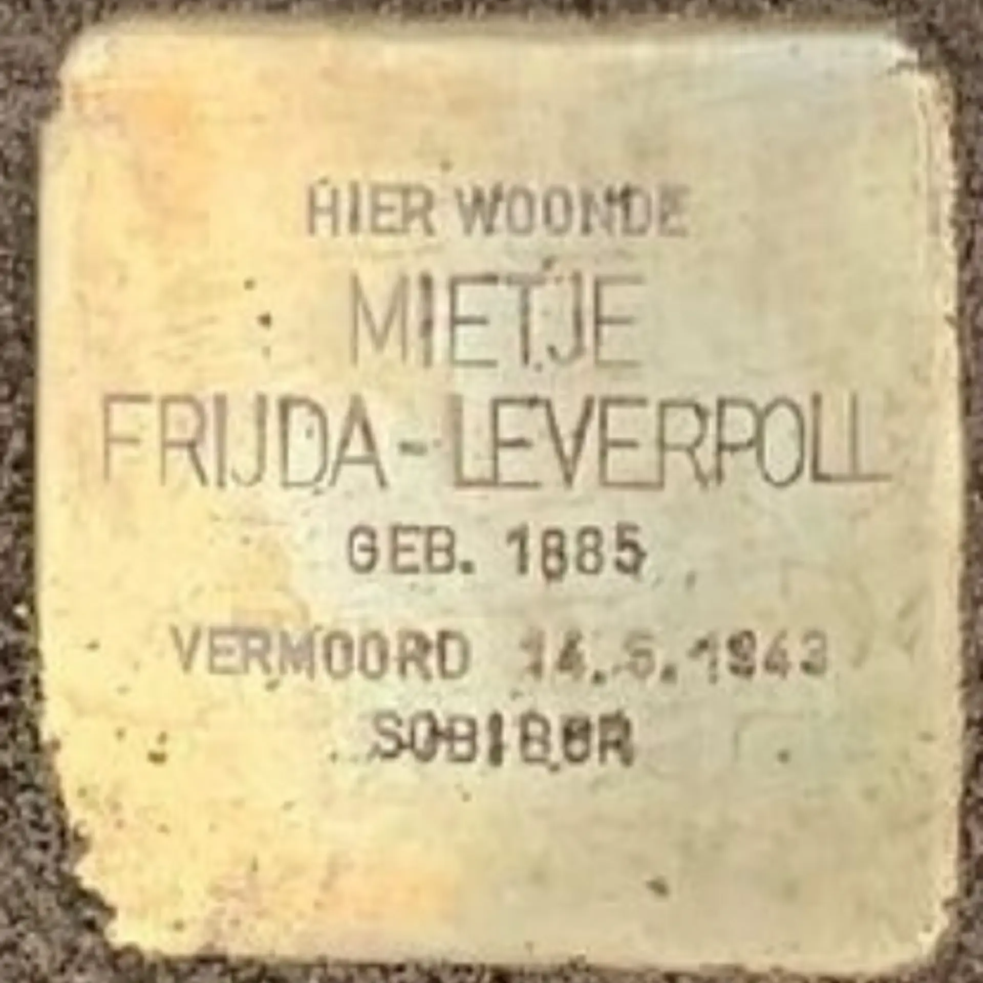 Struikelsteen voor Mietje Frijda-Leverpoll
