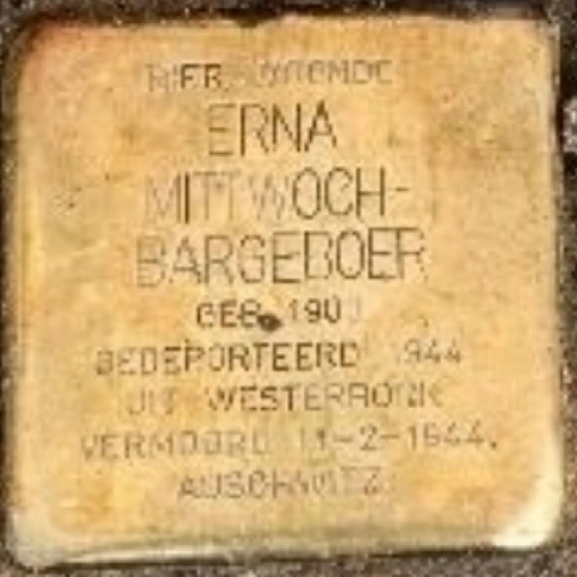 Struikelsteen voor Erna Mittwoch-Bargeboer