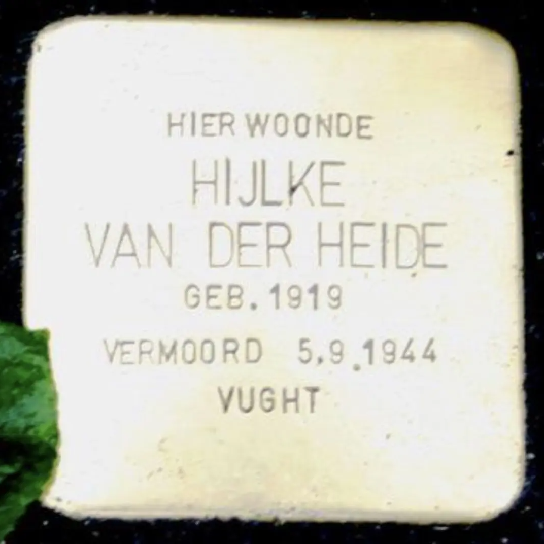 Struikelsteen voor Hijlke van der Heide