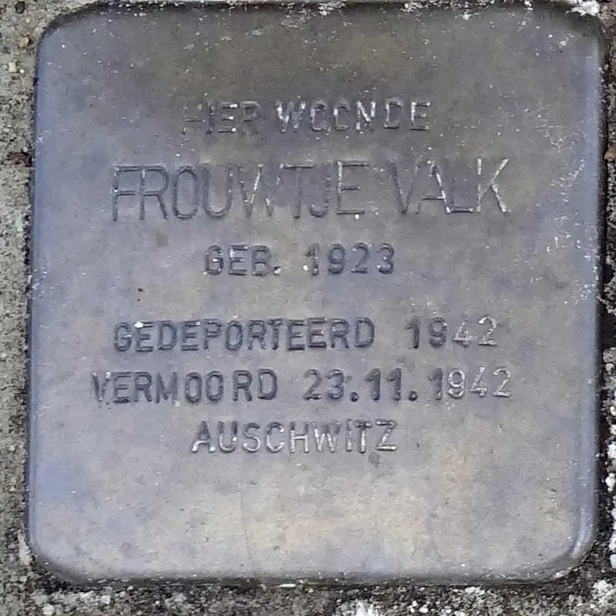 Struikelsteen voor Frouwtje Valk