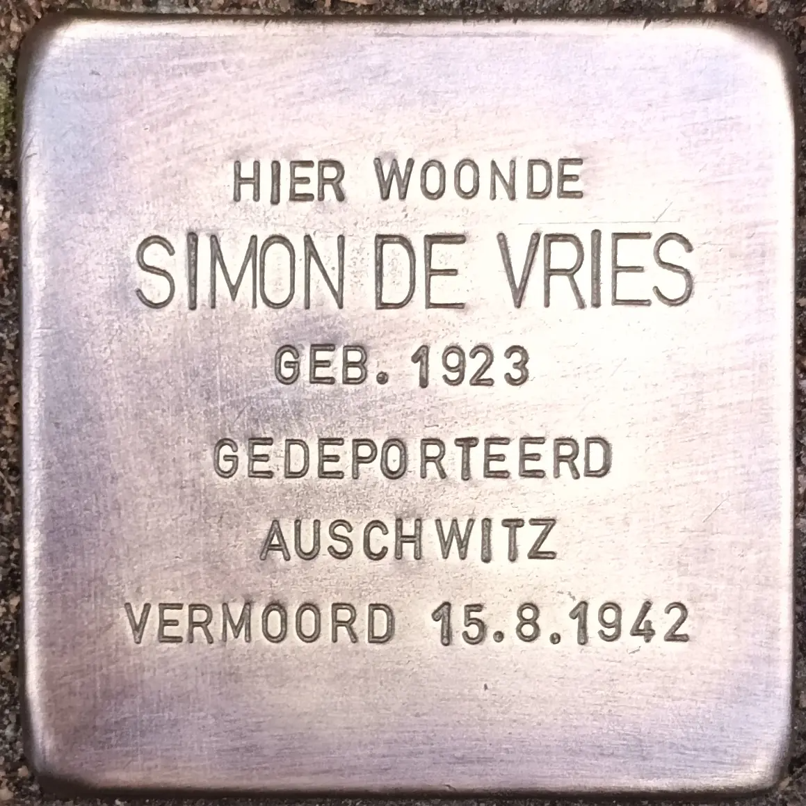 Struikelsteen voor Simon de Vries