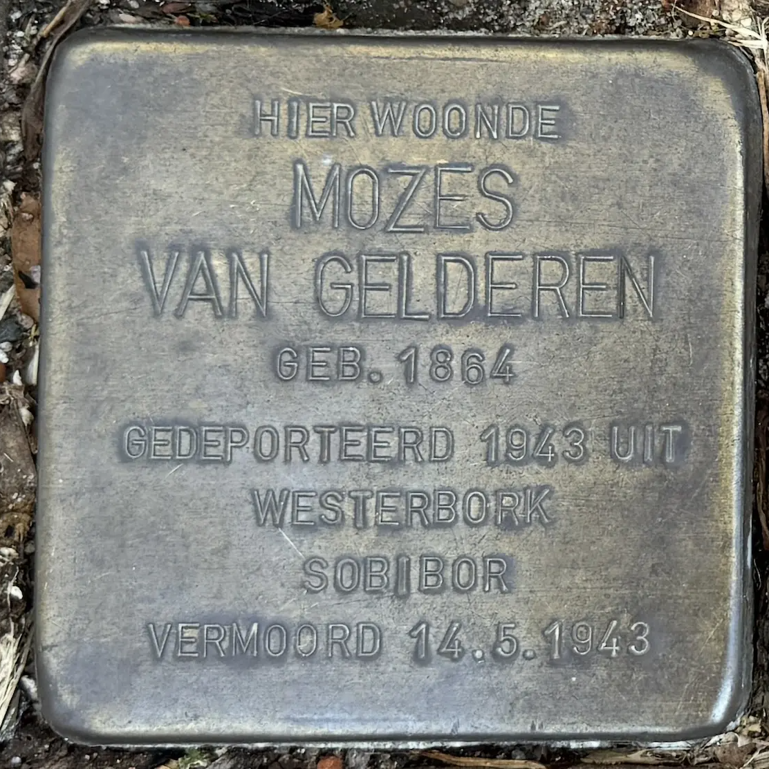Struikelsteen voor Mozes van Gelderen