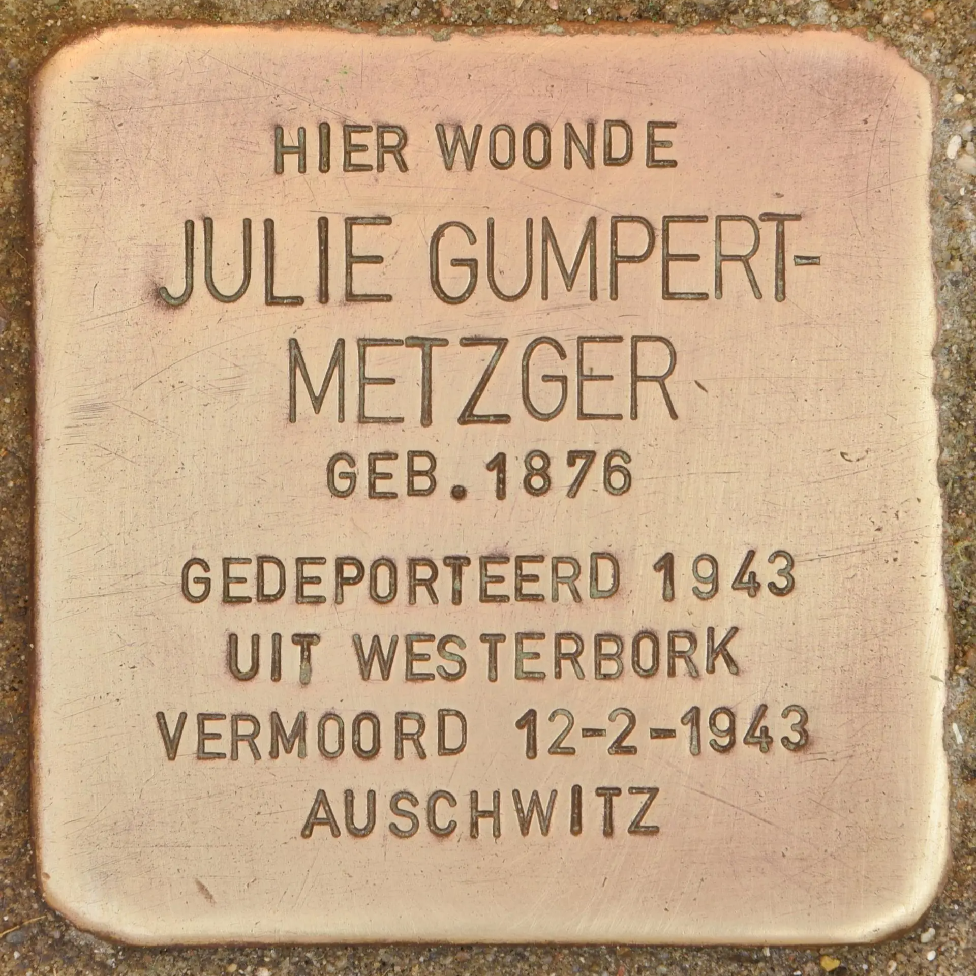 Struikelsteen voor Julie Gumpert-Metzger