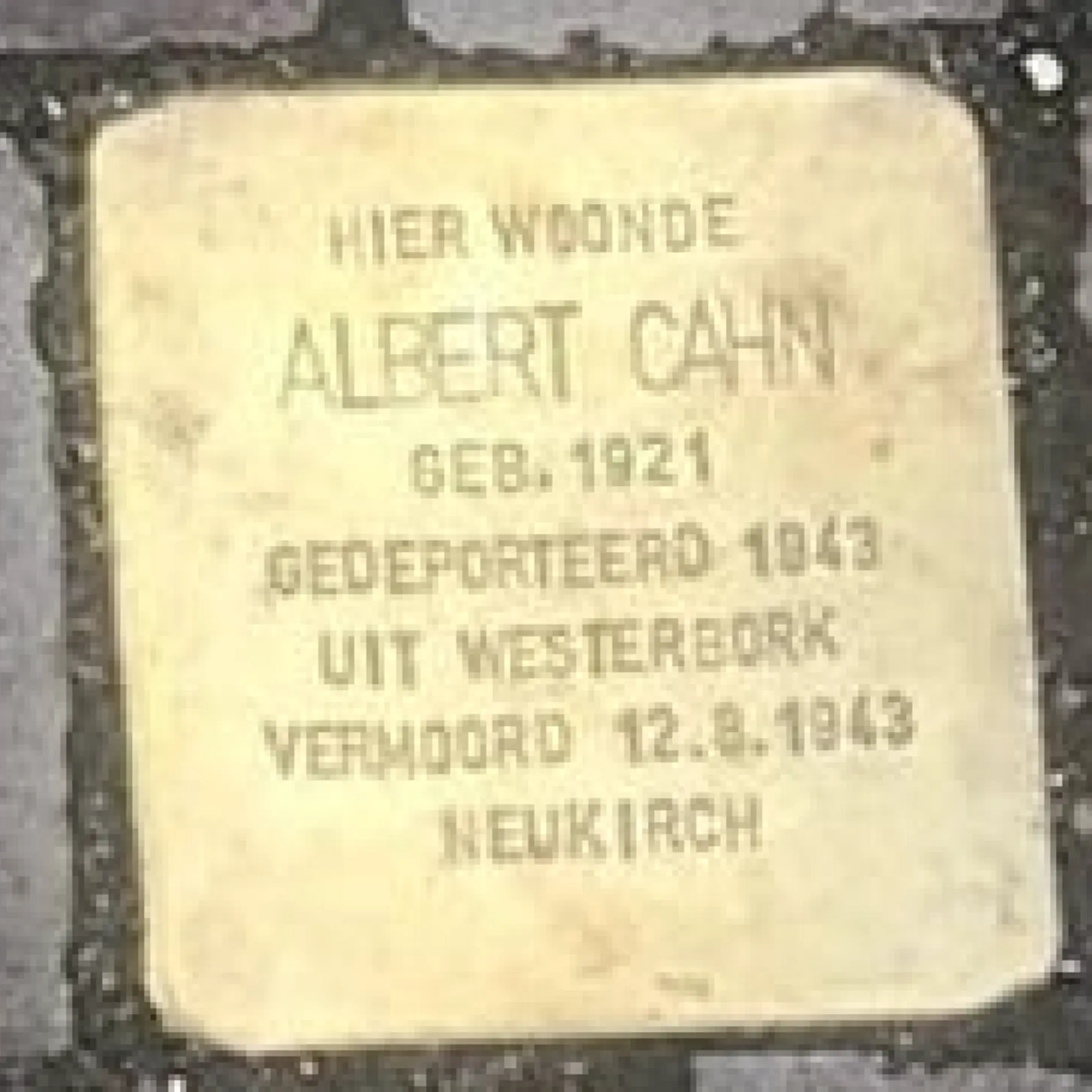 Struikelsteen voor Albert Cahn
