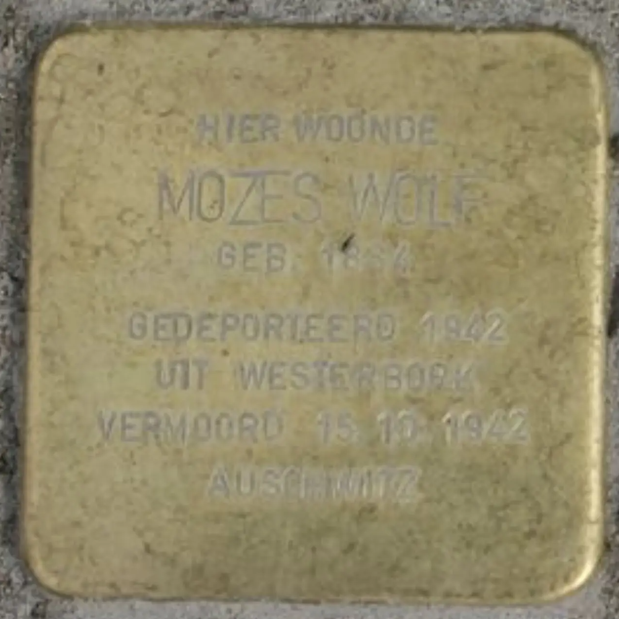 Struikelsteen voor Mozes Wolf