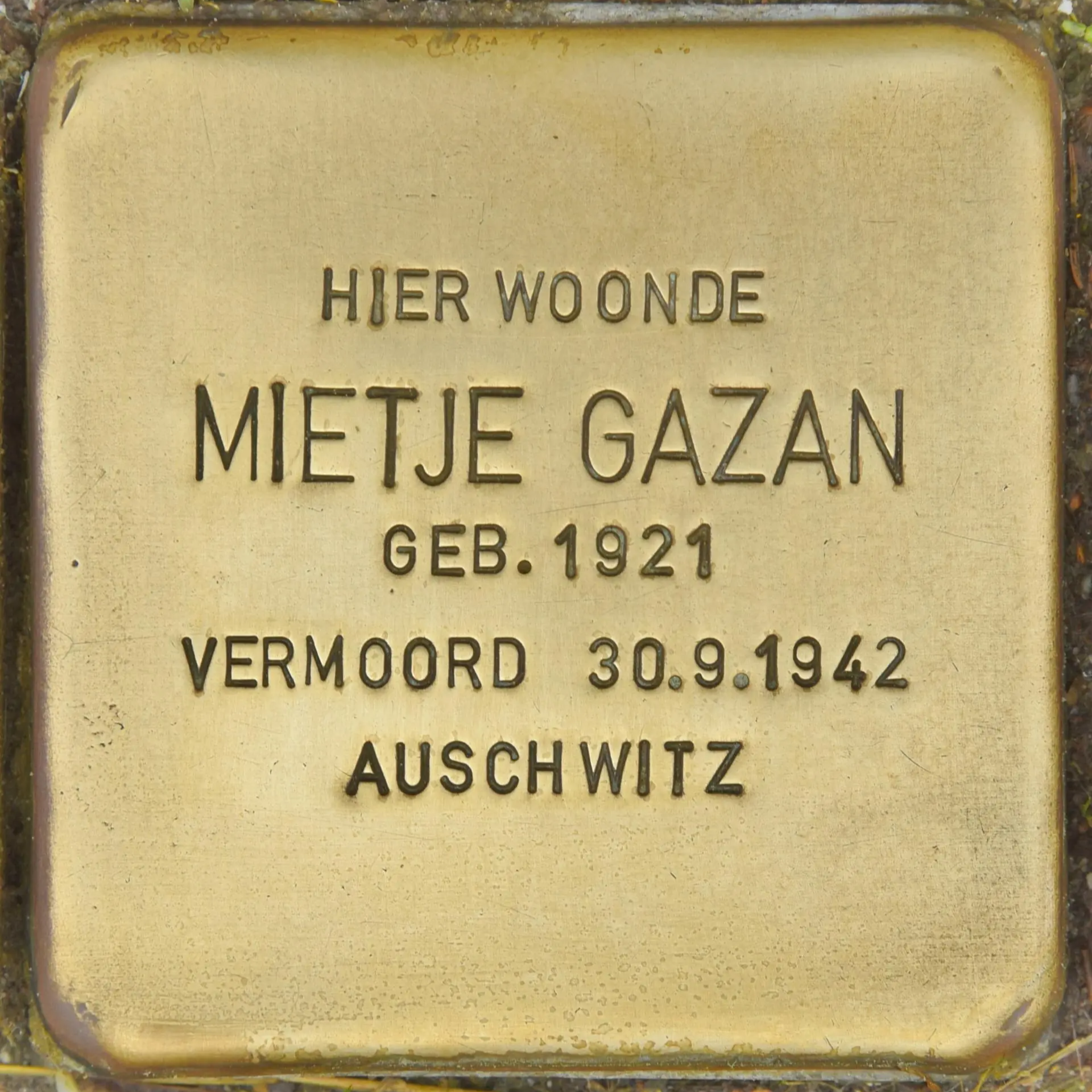Struikelsteen voor Mietje Gazan