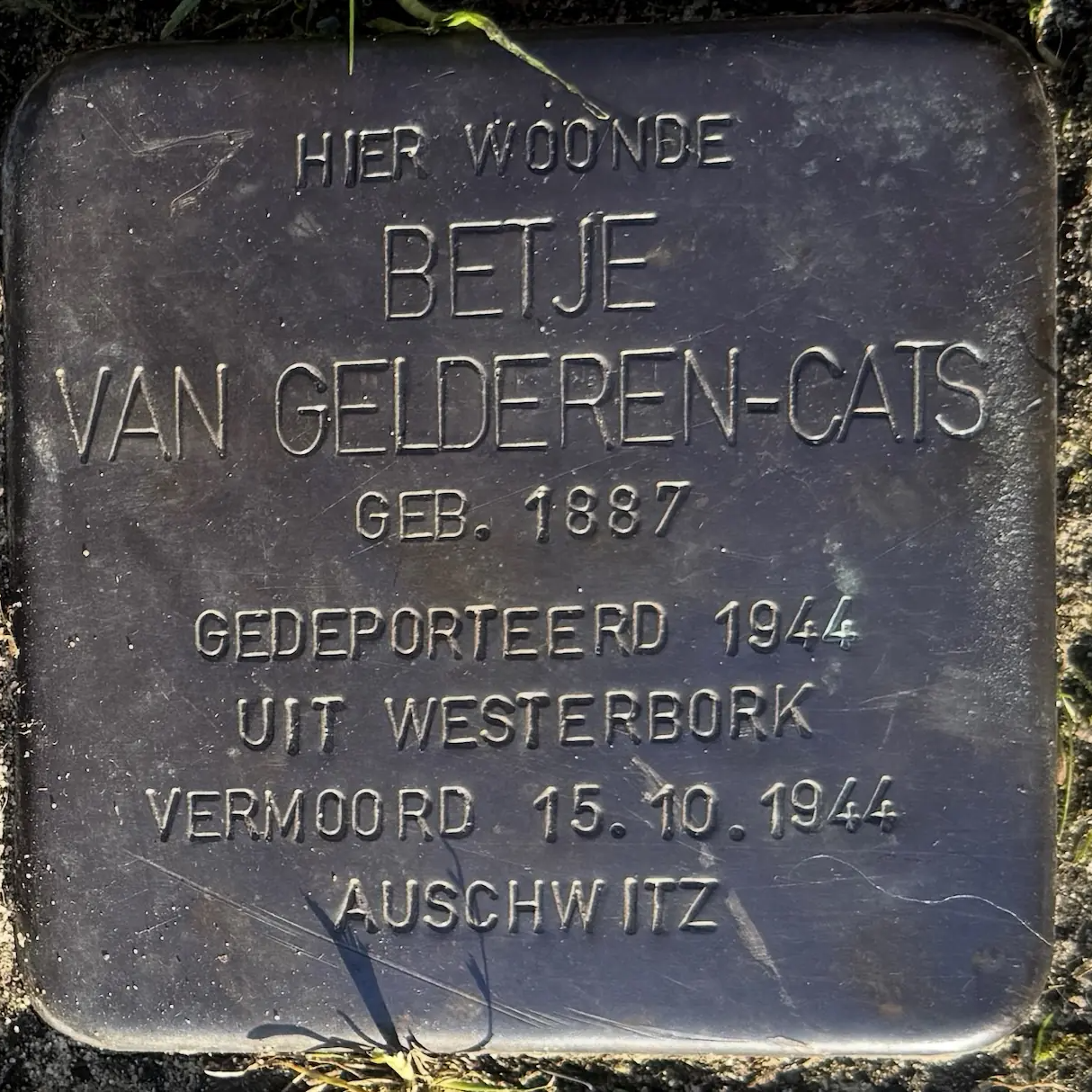 Struikelsteen voor Betje van Gelderen-Cats