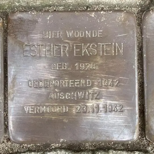 Struikelsteen voor Esther Ekstein