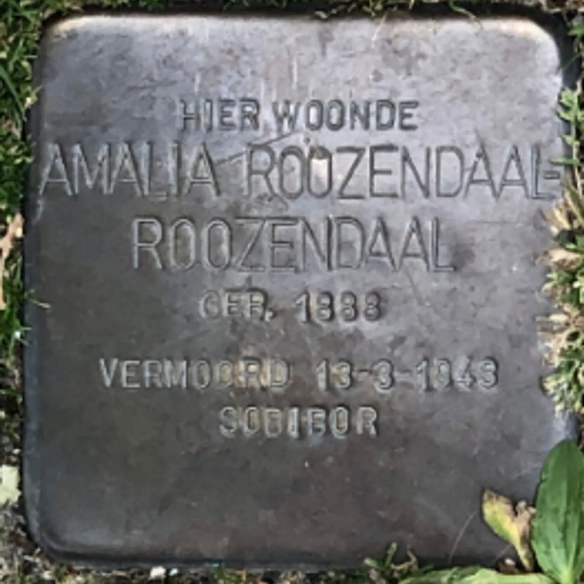 Struikelsteen voor Amalia Roozendaal-Roozendaal