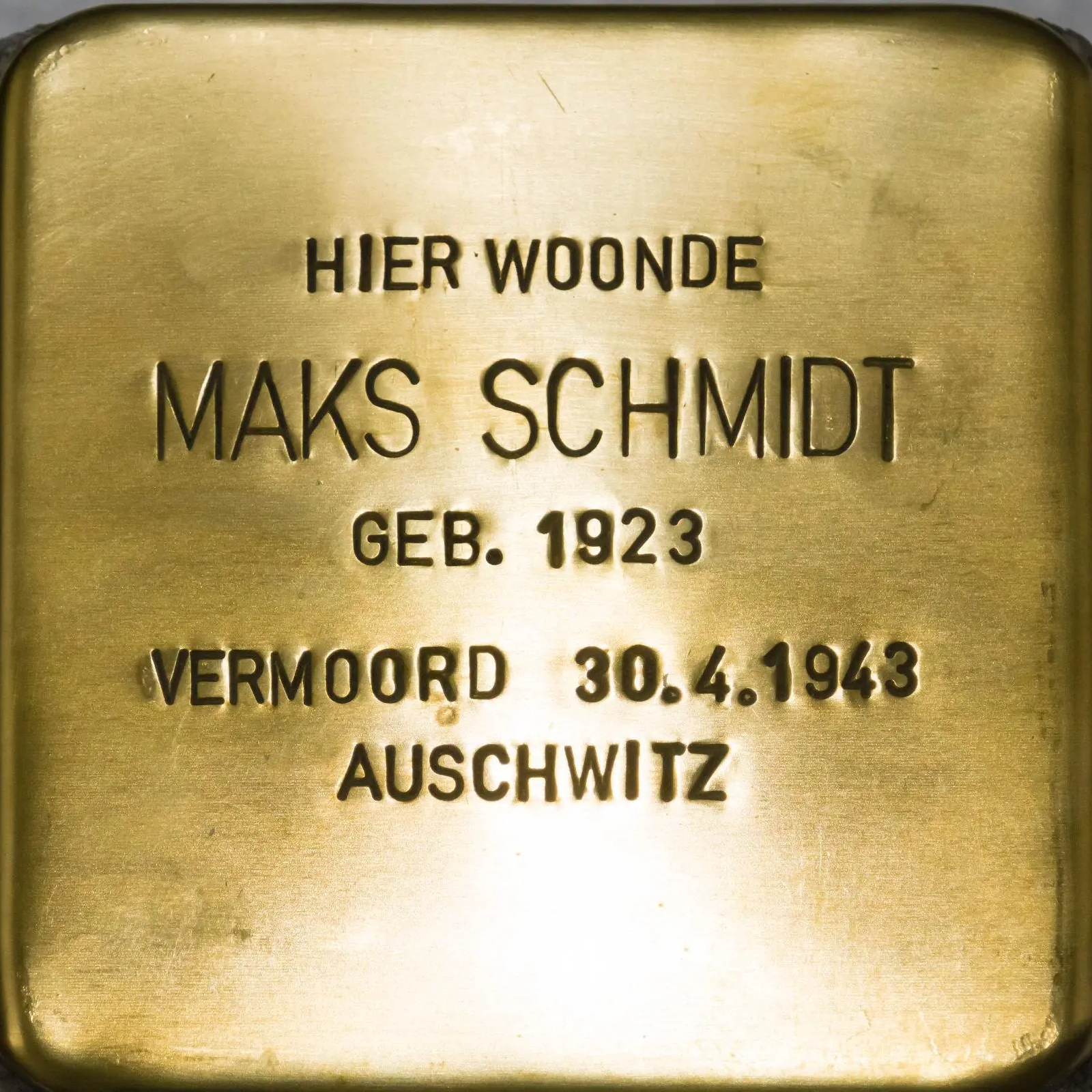 Struikelsteen voor Maks Schmidt
