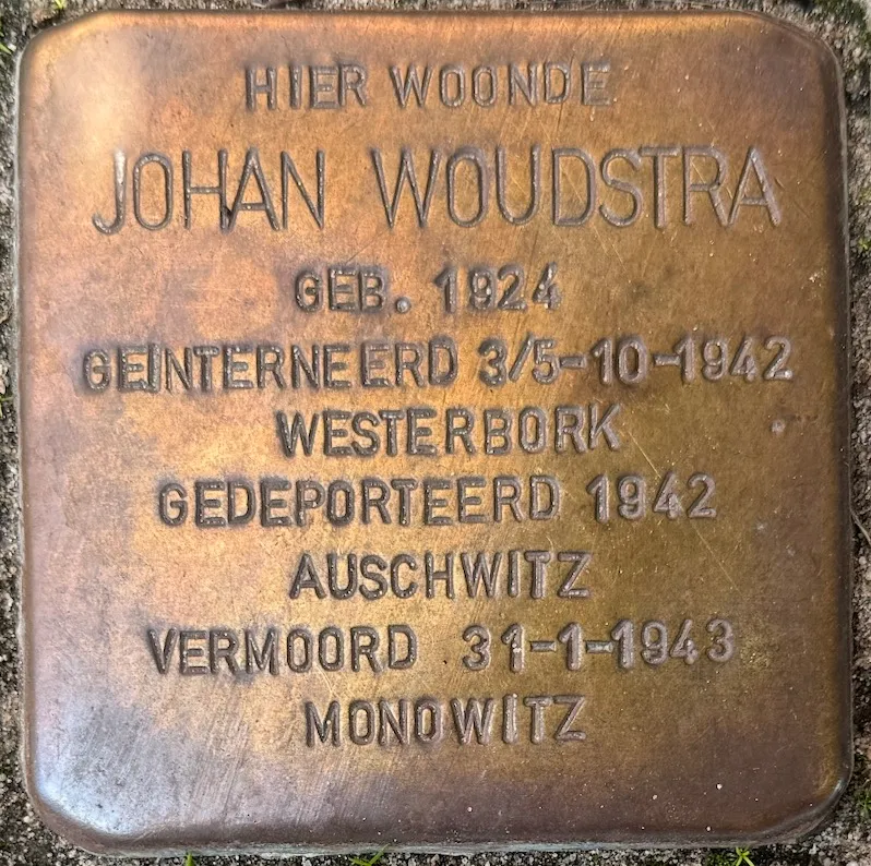 Struikelsteen voor Johan Woudstra