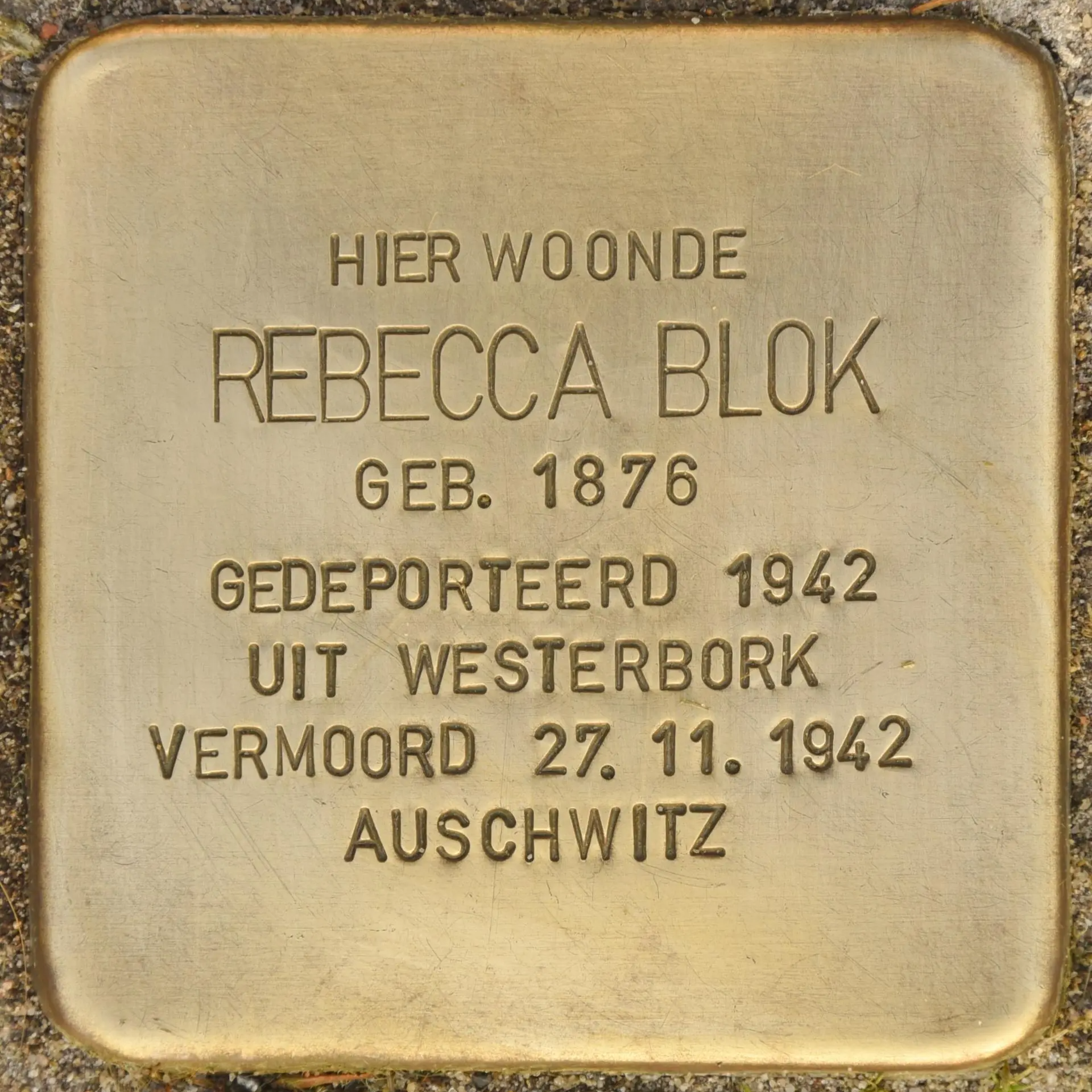 Struikelsteen voor Rebecca Blok