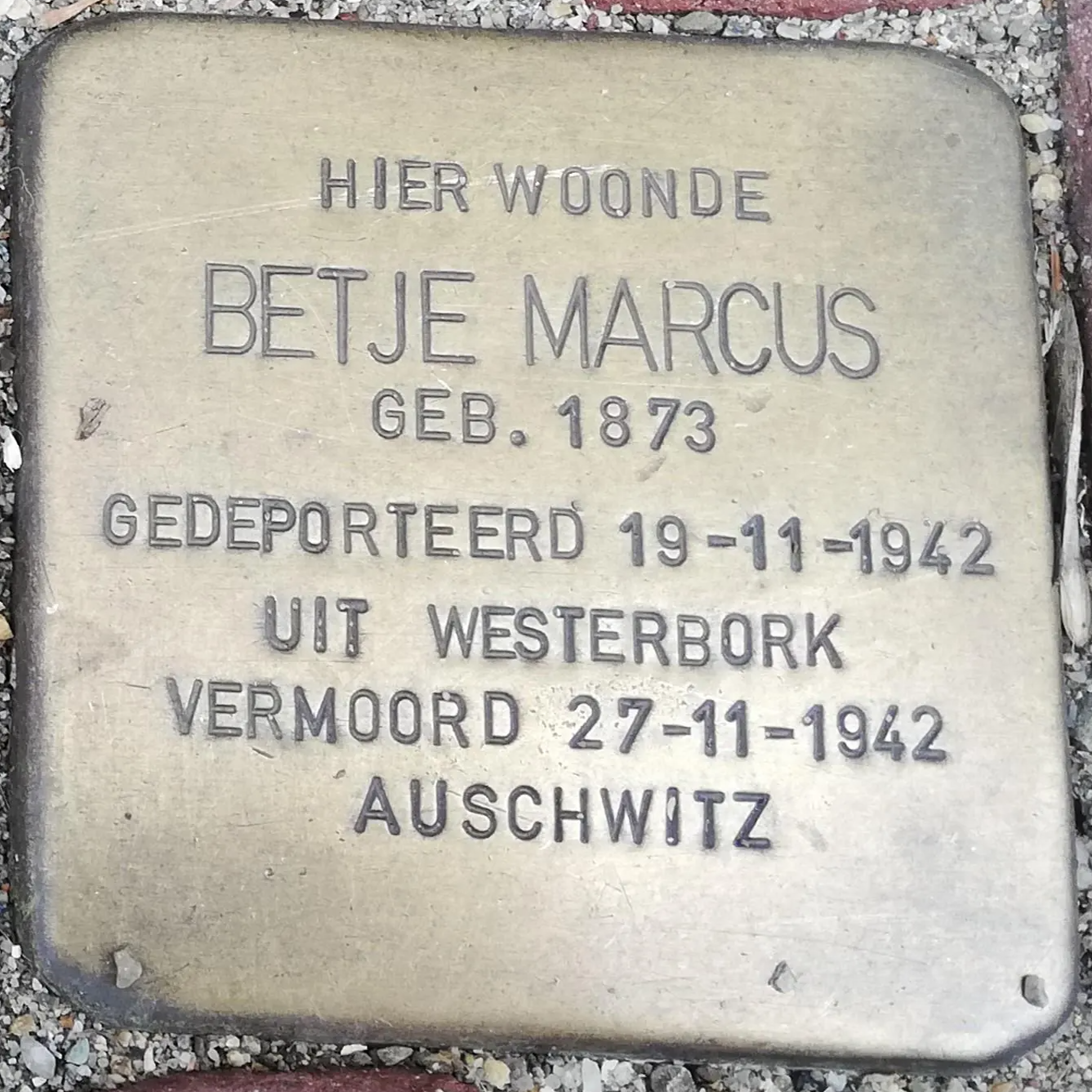 Struikelsteen voor Betje Marcus