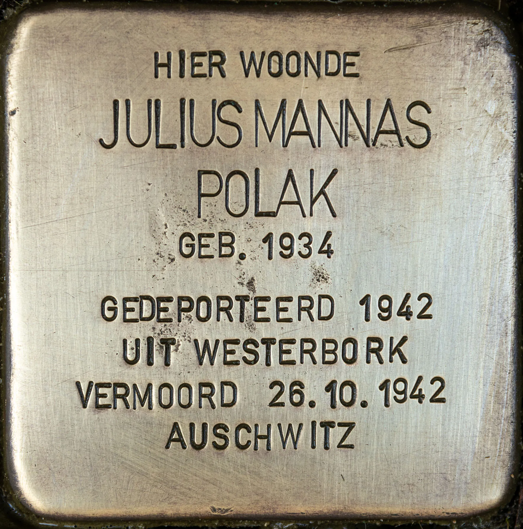 Struikelsteen voor Julius Mannas Polak