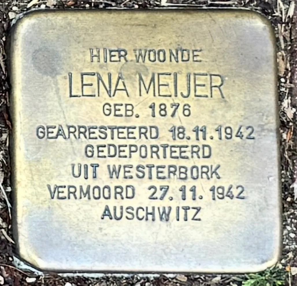 Struikelsteen voor Lena Meijer