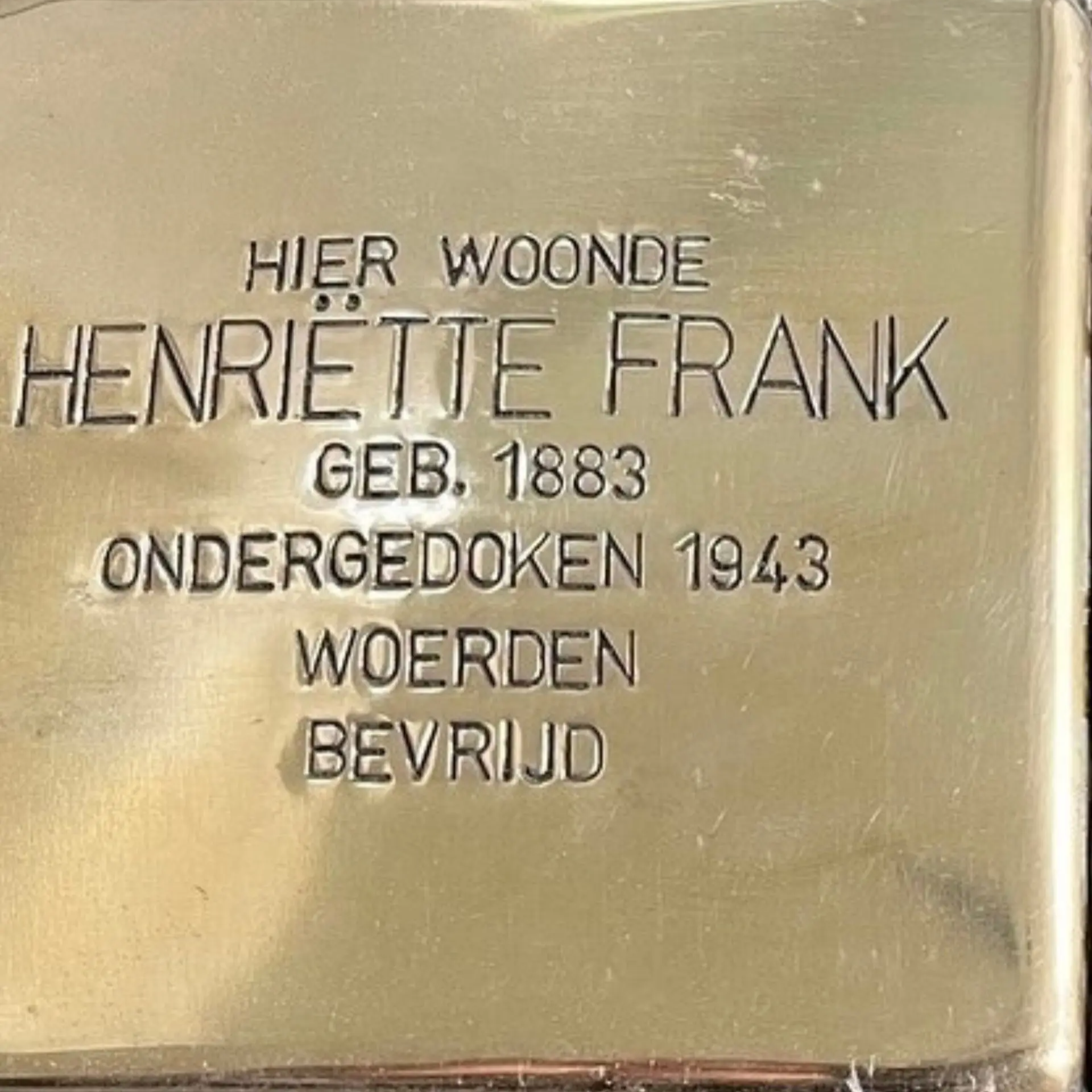 Struikelsteen voor Henriëtte Frank