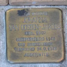 Struikelsteen voor Johanna van Oosten -Jakobs