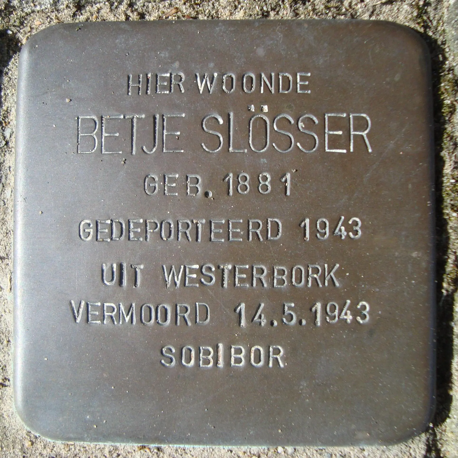 Struikelsteen voor Betje Slösser
