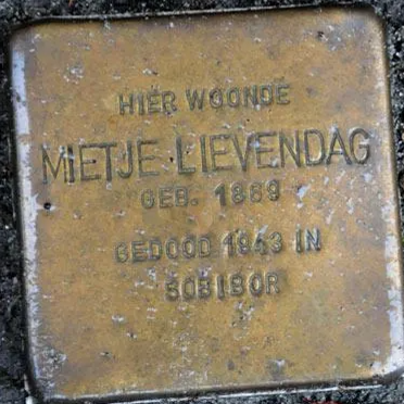 Struikelsteen voor Mietjen Lievendag