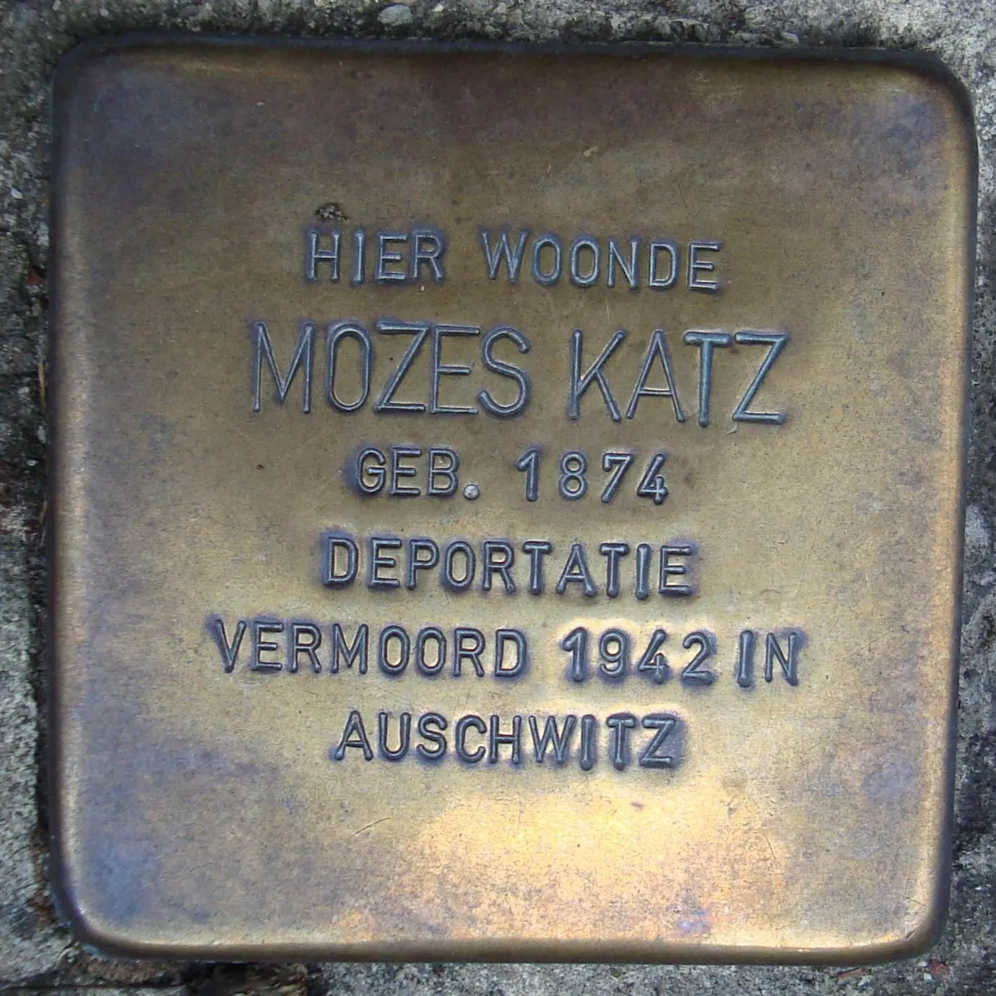 Struikelsteen voor Mozes Katz