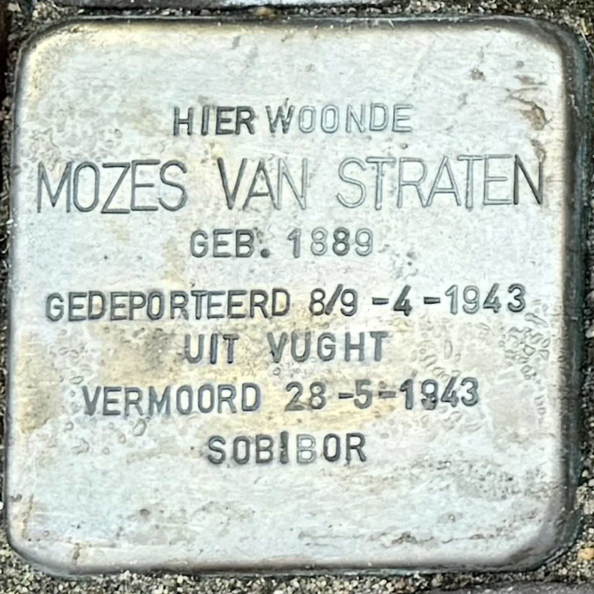 Struikelsteen voor Mozes van Straten
