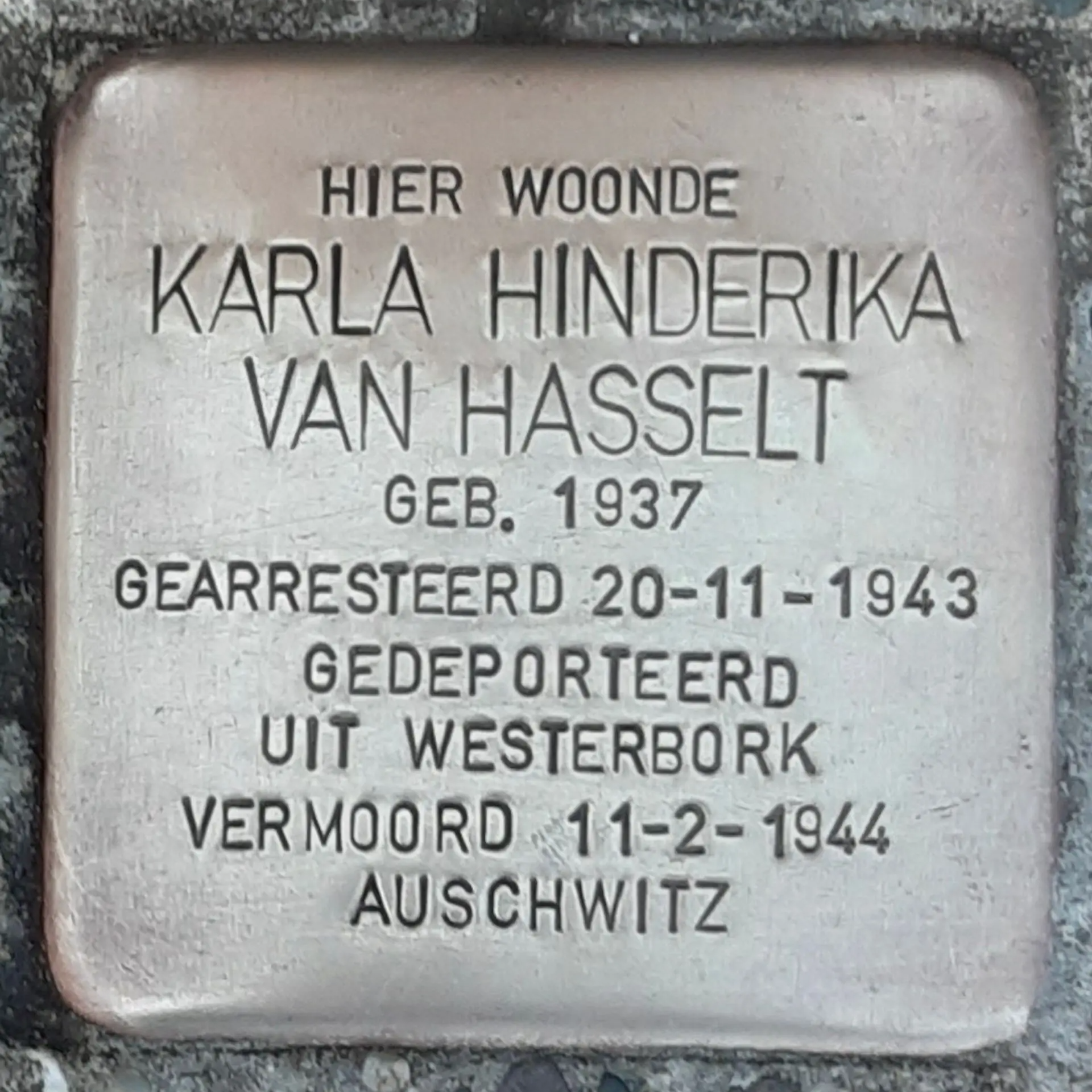 Struikelsteen voor Karla Hinderika van Hasselt