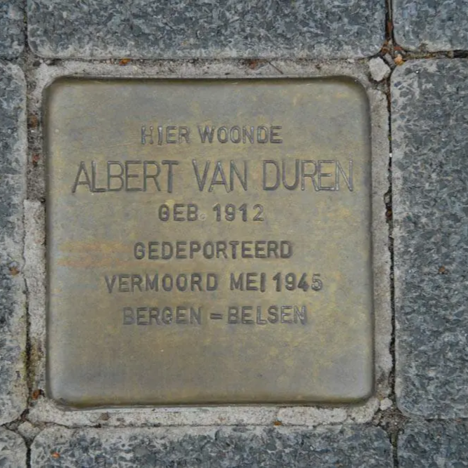 Struikelsteen voor Albert van Duren