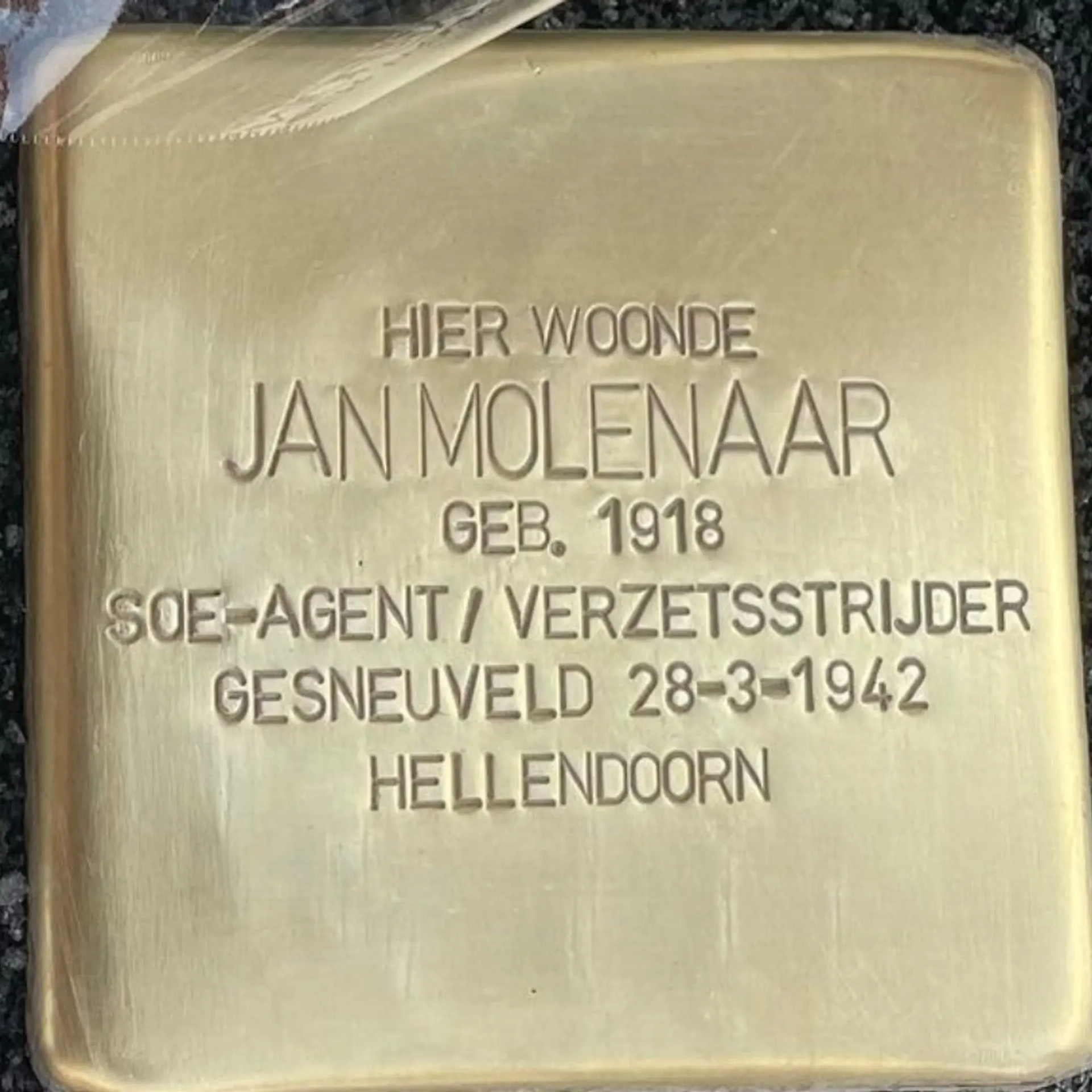 Struikelsteen voor Jan Molenaar