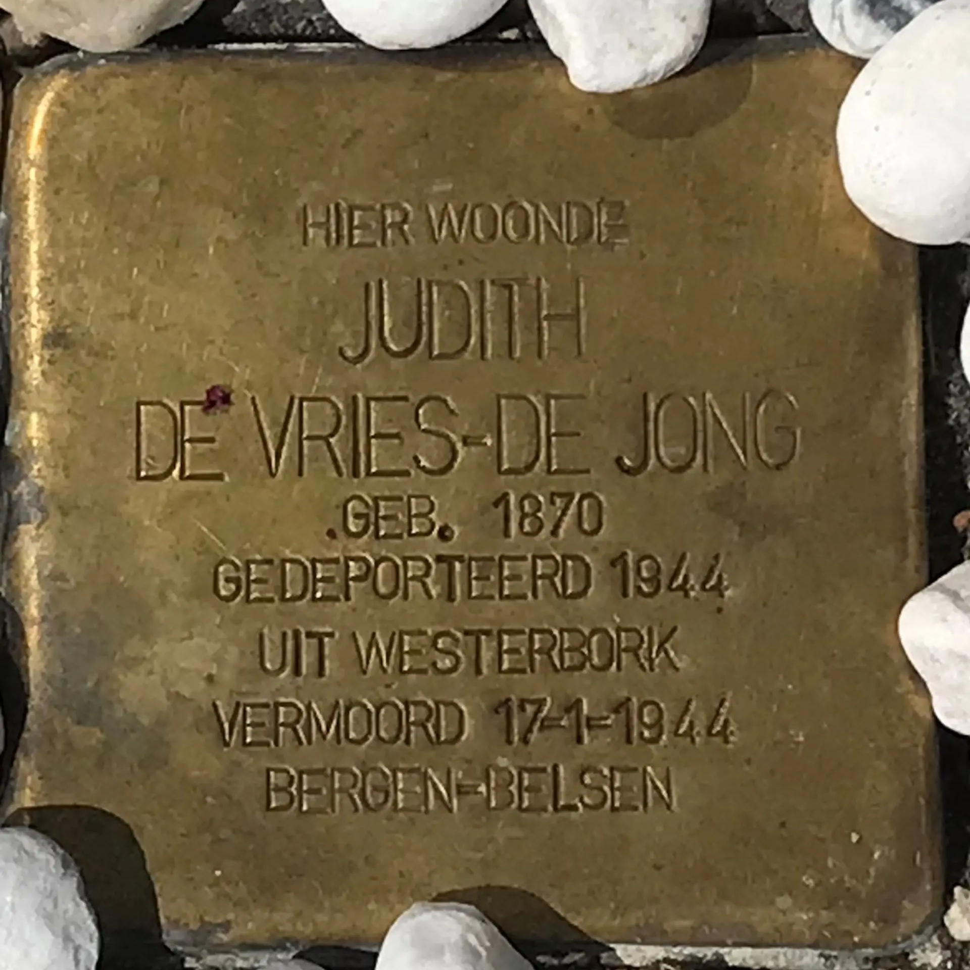 Struikelsteen voor Judith de Vries-de Jong
